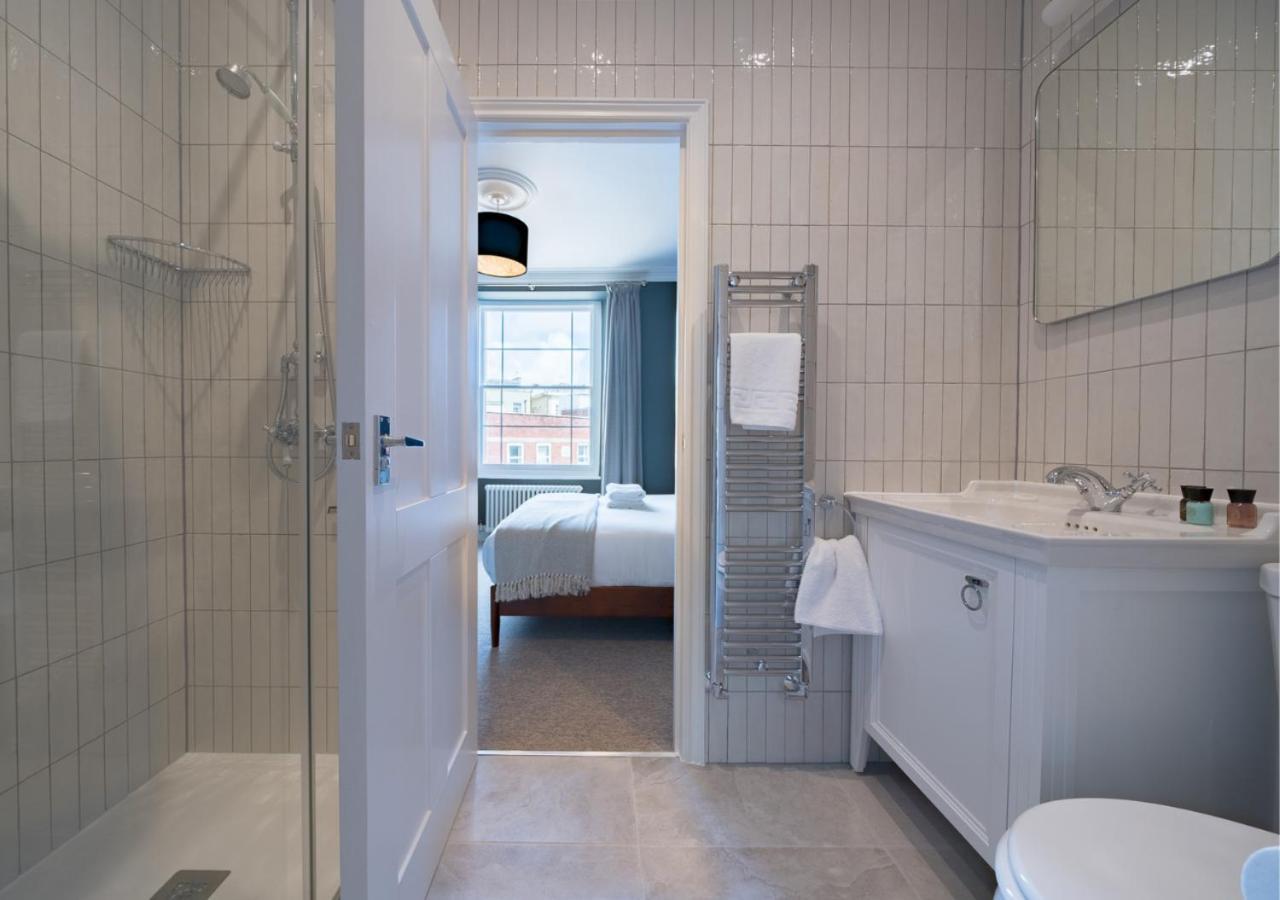 Ferienhaus Premium Designer 4 Bedroom In Clifton - 3 Bathrooms & Cinema Bristol